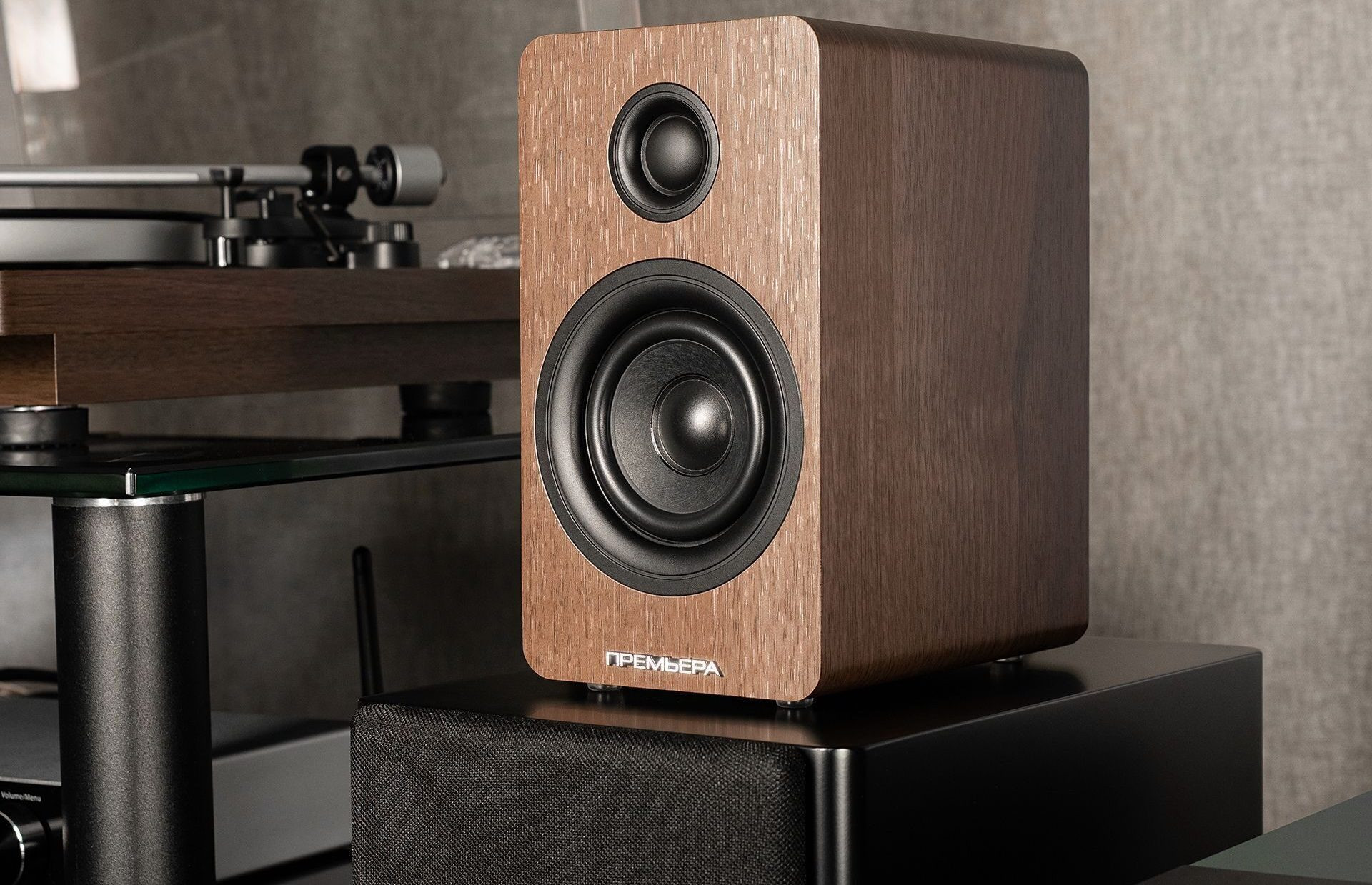 Тест активных полочников PREMIERA RS-301A, подготовленный экспертами Stereo.ru